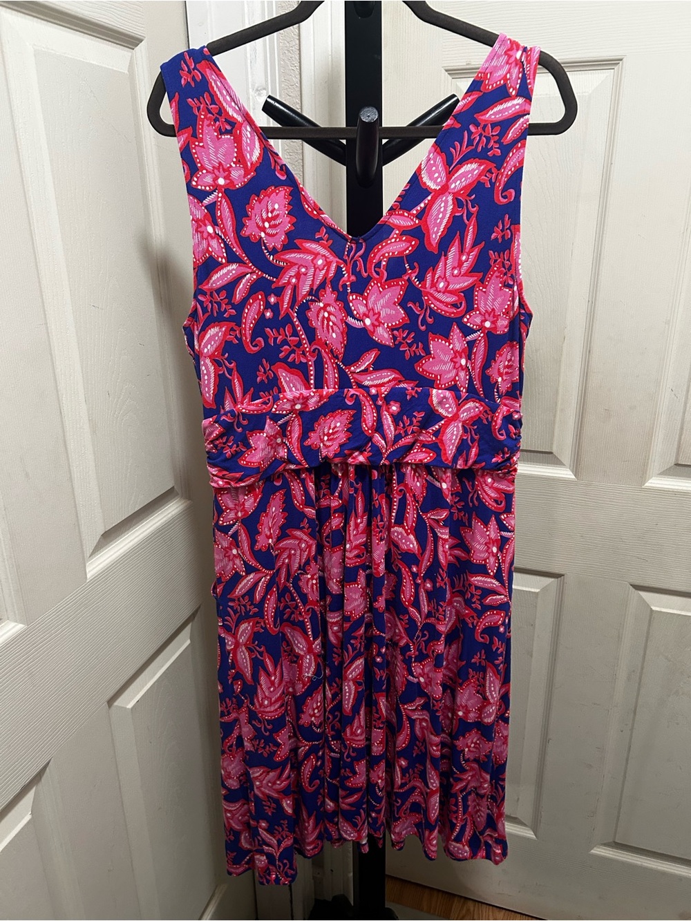 aBoden Effie V-Neck Jersey Dress - Picture 4 of 12